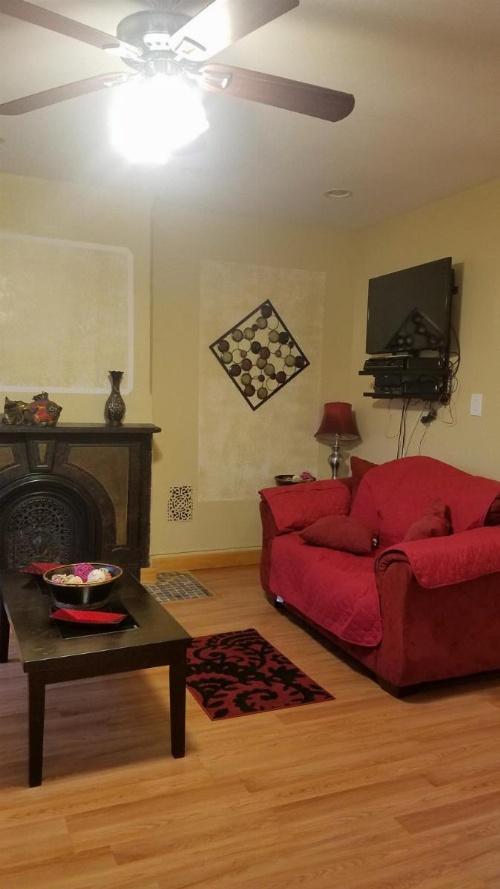 Gabriel's Luxury Suite image 10