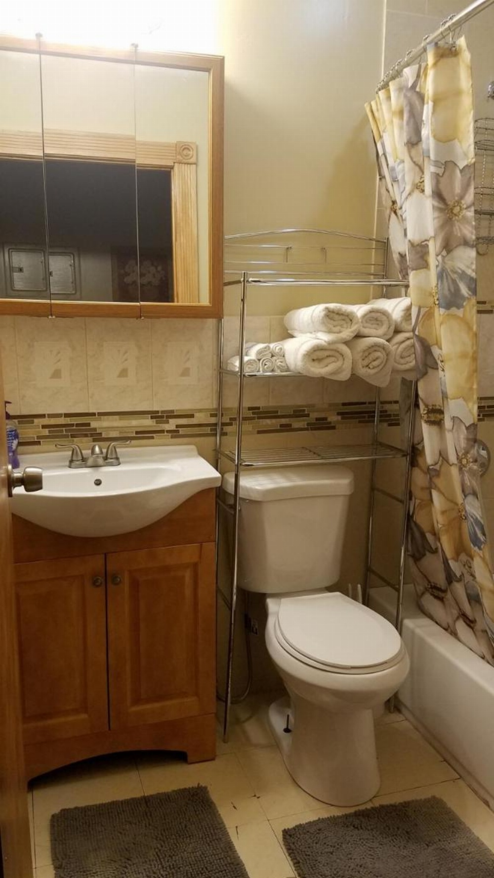Gabriel's Luxury Suite Image 13