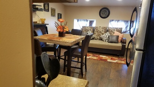 Gabriel's Luxury Suite image 21