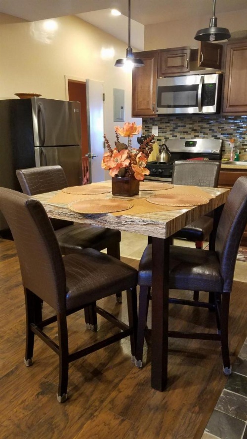 Gabriel's Luxury Suite image 25