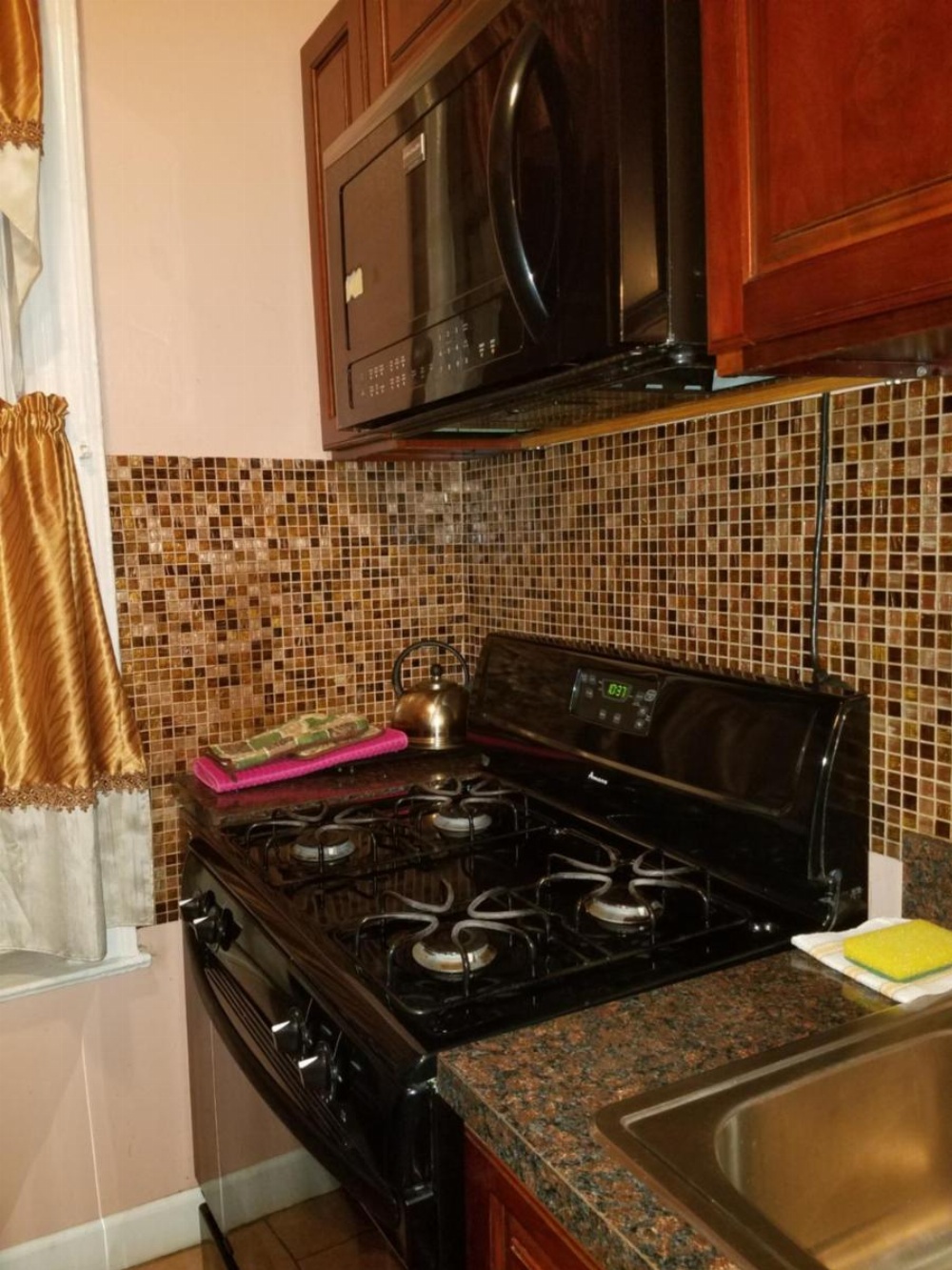Gabriel's Luxury Suite Image 30