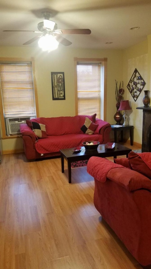Gabriel's Luxury Suite image 8